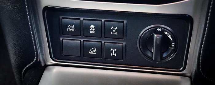 2023 Toyota Landcruiser Prado VX