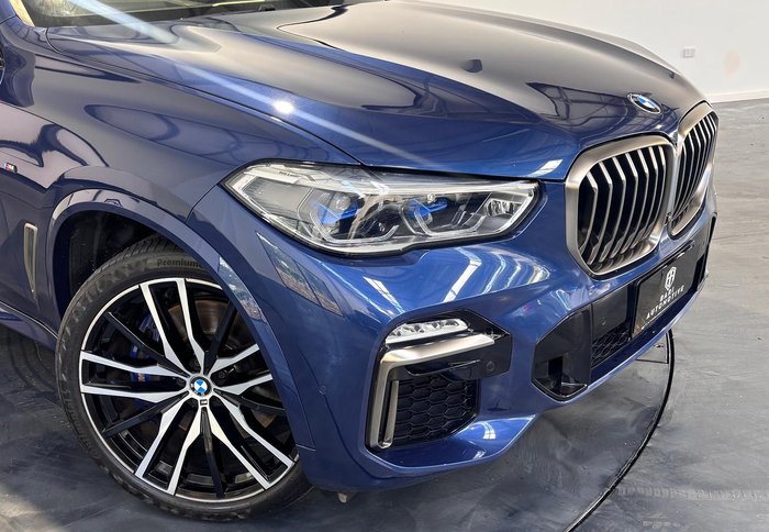 2019 BMW X5 M50i