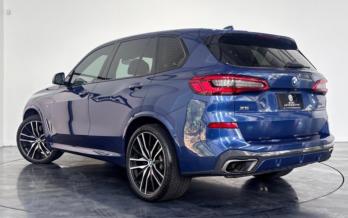 2019 BMW X5 M50i