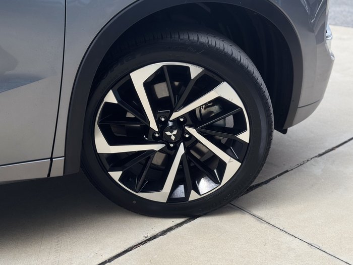 2023 Mitsubishi Outlander PHEV Exceed