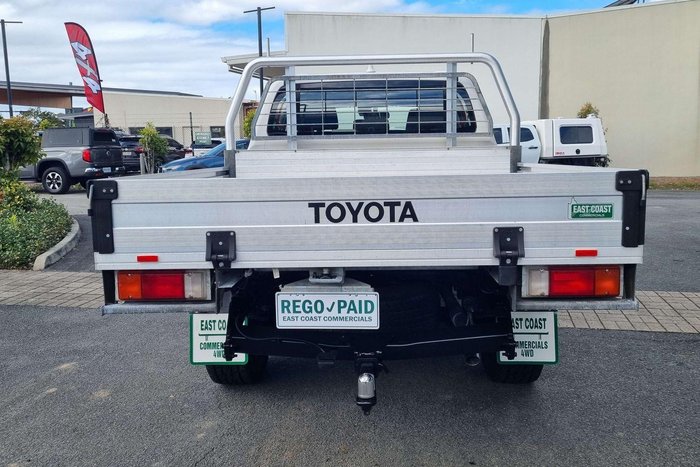 2022 Toyota Hilux SR