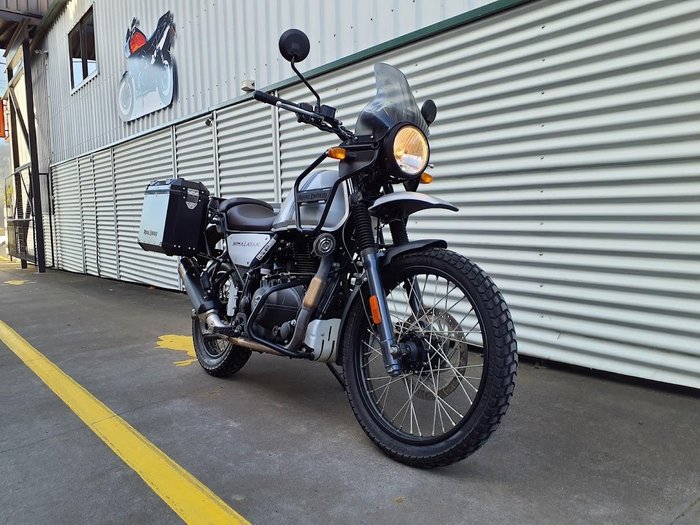 2022 Royal Enfield Himalayan E5 Mid Himalayan Silver