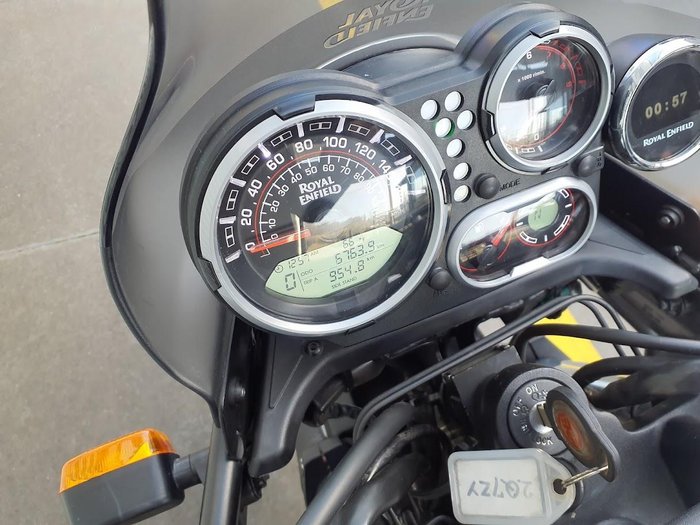 2022 Royal Enfield Himalayan E5 Mid Himalayan Silver