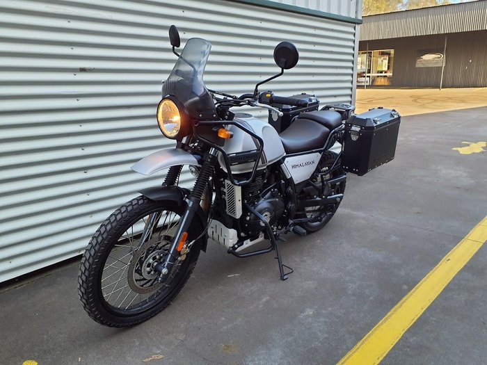 2022 Royal Enfield Himalayan E5 Mid Himalayan Silver