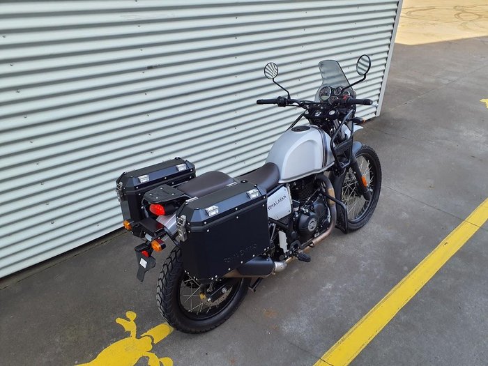 2022 Royal Enfield Himalayan E5 Mid Himalayan Silver