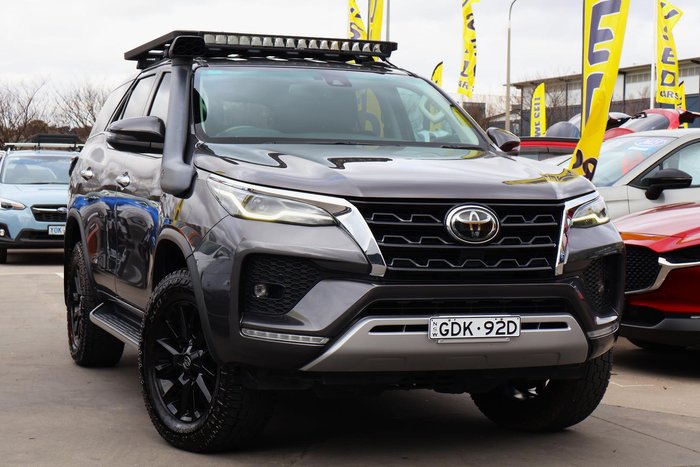 2020 Toyota Fortuner