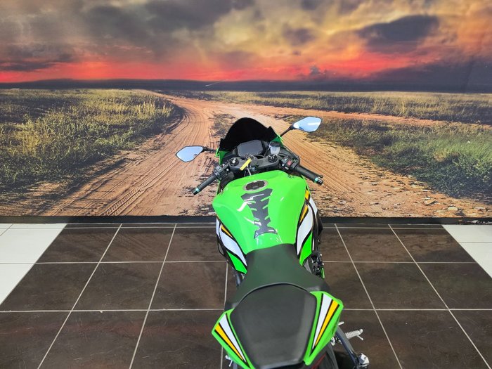 2024 Kawasaki NINJA ZX-6R (636) KRT EDITION GREEN