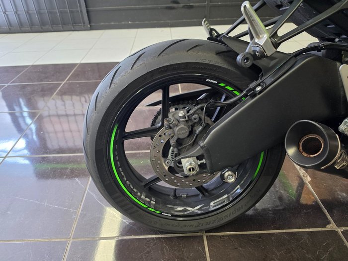 2024 Kawasaki NINJA ZX-6R (636) KRT EDITION GREEN
