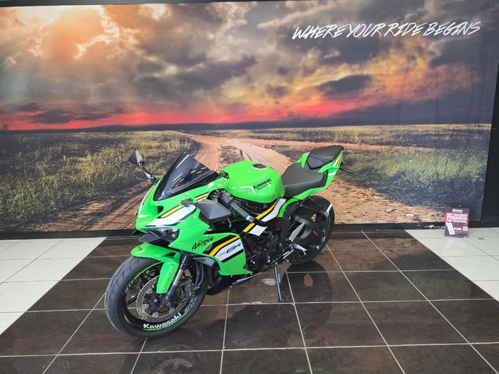 2024 Kawasaki NINJA ZX-6R (636) KRT EDITION GREEN