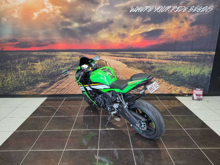 2024 Kawasaki NINJA ZX-6R (636) KRT EDITION GREEN