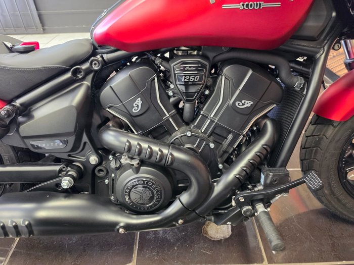2024 Indian SCOUT BOBBER RED