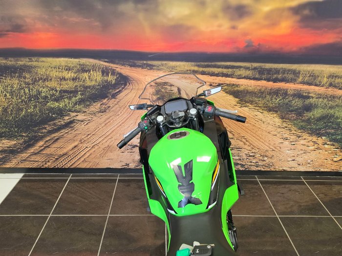 2025 Kawasaki NINJA 500 SE (LAMS) GREEN