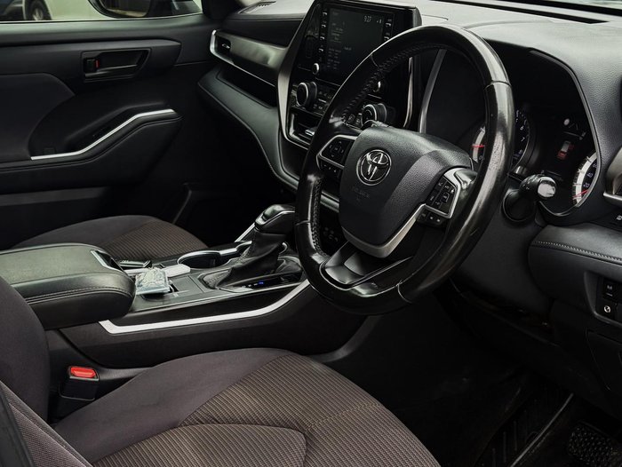 2022 Toyota Kluger GX