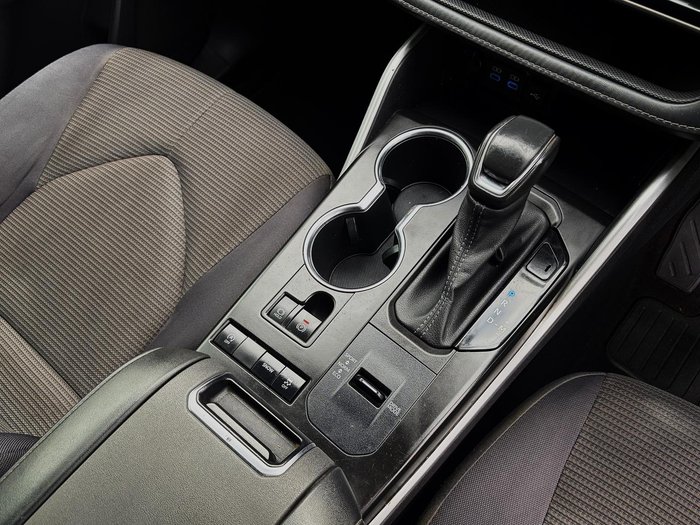 2022 Toyota Kluger GX