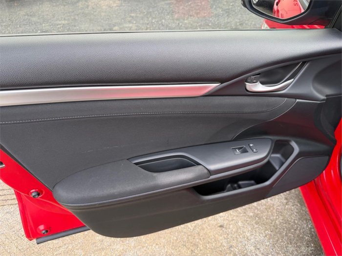 2018 HONDA CIVIC VTi-S