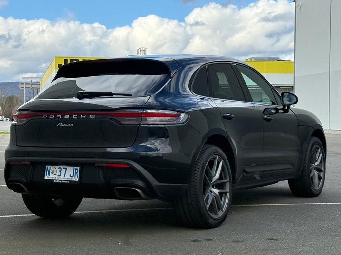 2021 Porsche Macan