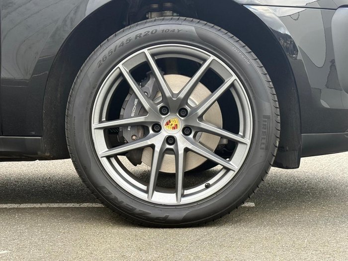 2021 Porsche Macan