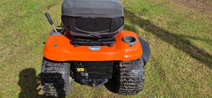 2015 Husqvarna 2015 Husqvarna TS 138 Tractor Orange
