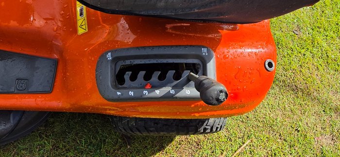 2015 Husqvarna 2015 Husqvarna TS 138 Tractor Orange
