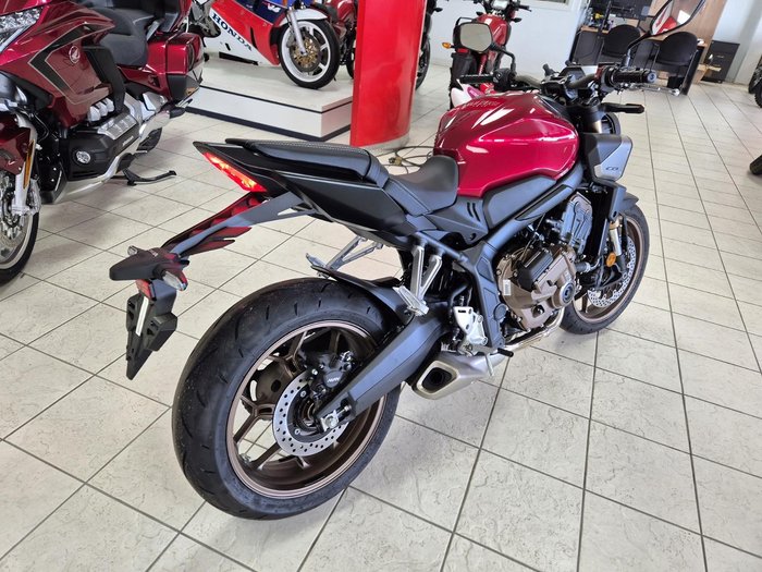 2026 Honda CB650R E-Clutch