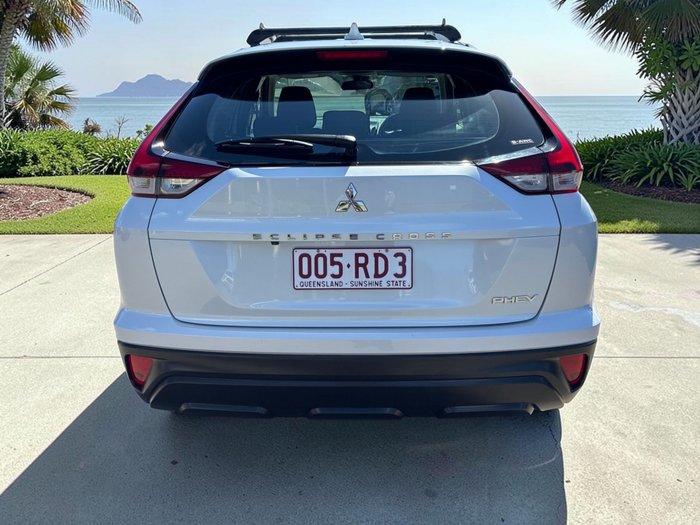2022 Mitsubishi Eclipse Cross PHEV ES