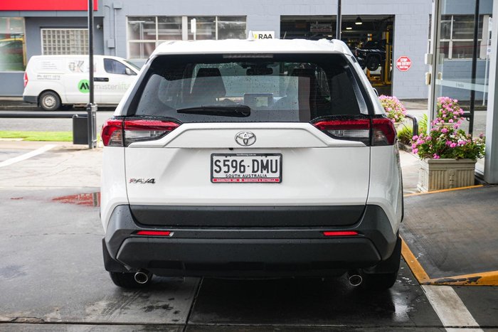2021 Toyota RAV4 GX