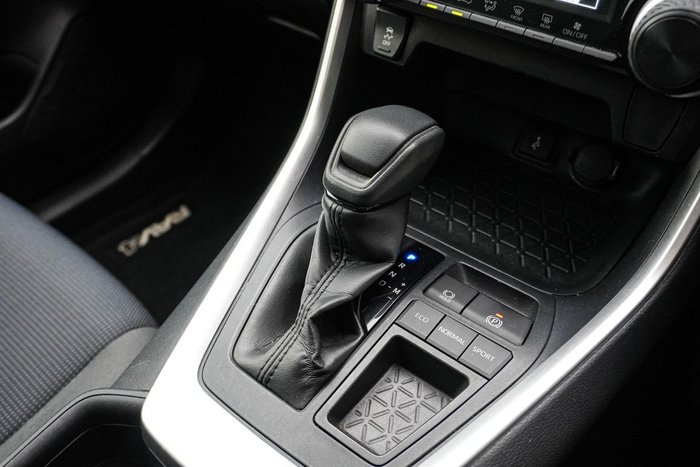2021 Toyota RAV4 GX