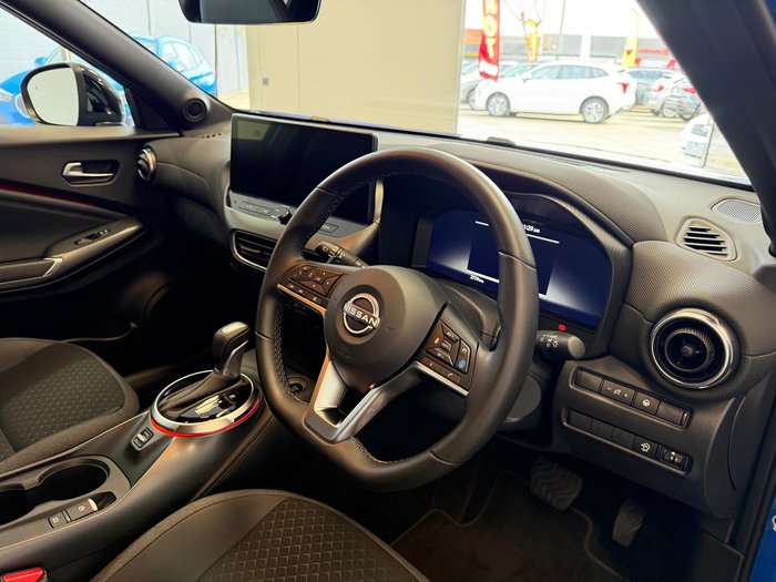 2025 Nissan JUKE ST-L