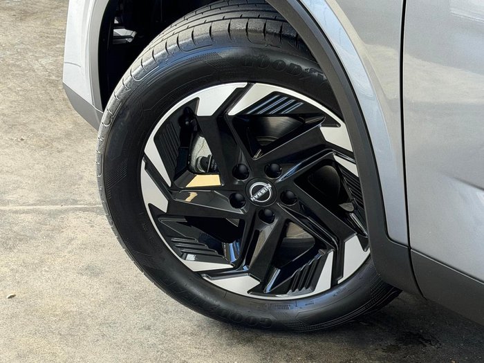 2025 Nissan QASHQAI ST-L