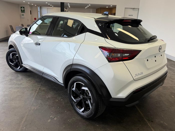 2025 Nissan JUKE ST+