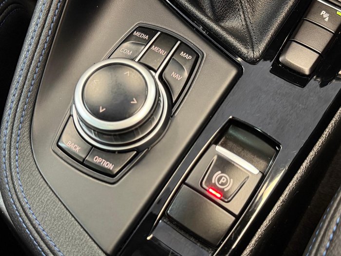 2022 BMW X1 sDrive18i