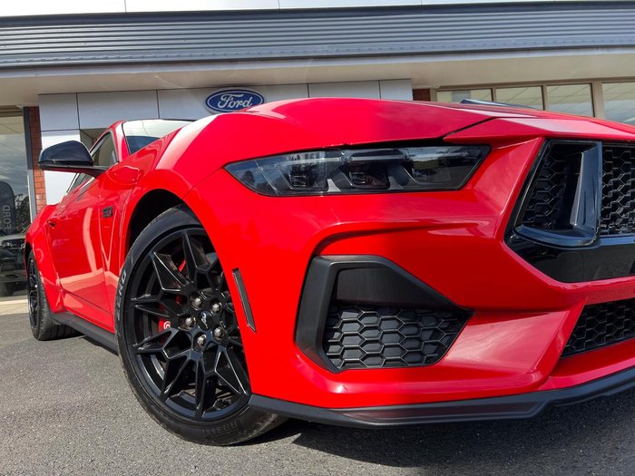 2025 Ford Mustang GT FO MY25 Race Red