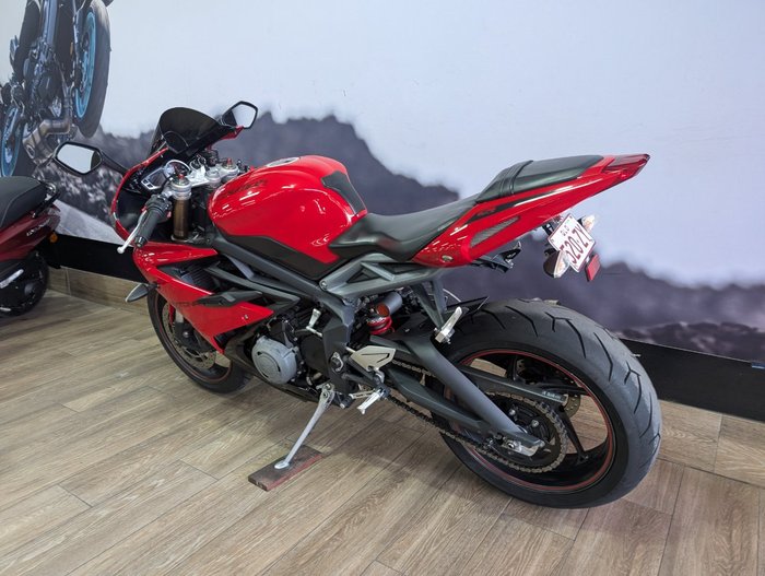 2012 Triumph DAYTONA 675 RED