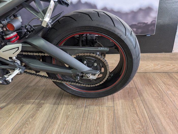 2012 Triumph DAYTONA 675 RED