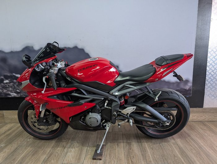 2012 Triumph DAYTONA 675 RED