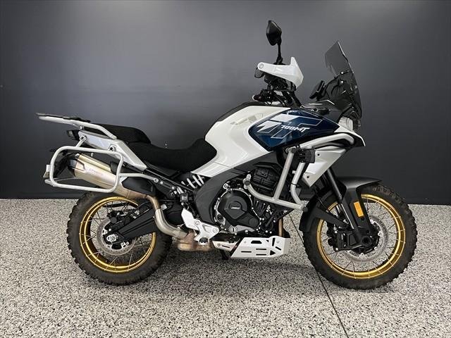 2025 CFMOTO 700MT