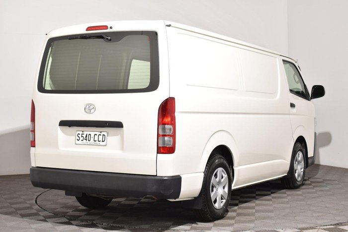 2017 Toyota Hiace