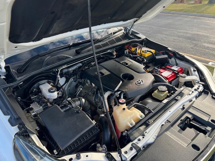 2019 Toyota Hilux SR