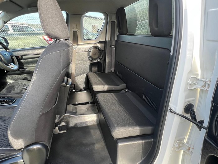 2019 Toyota Hilux SR