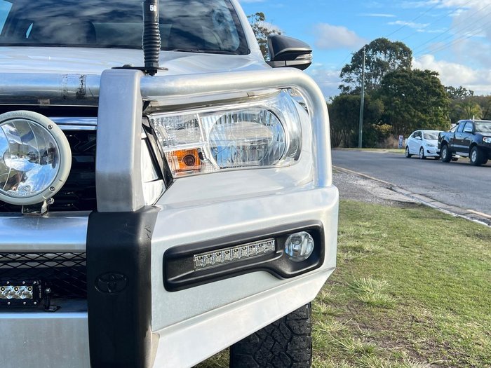 2019 Toyota Hilux SR