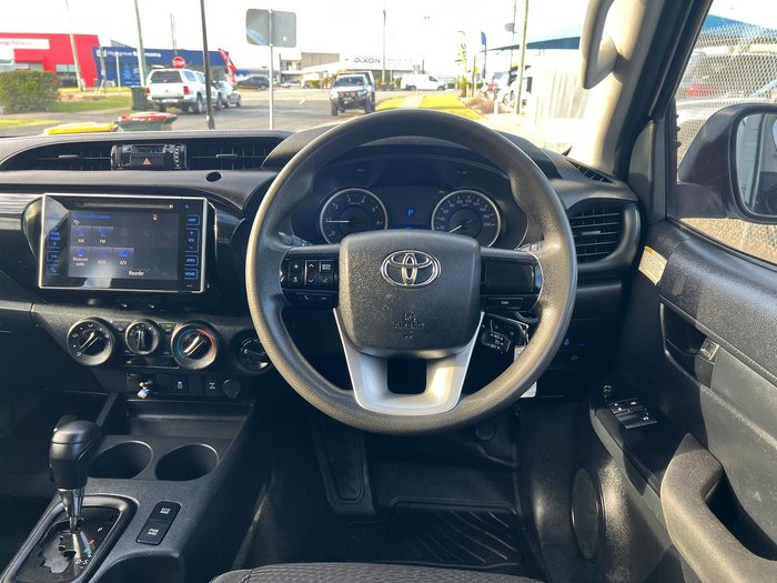 2019 Toyota Hilux SR