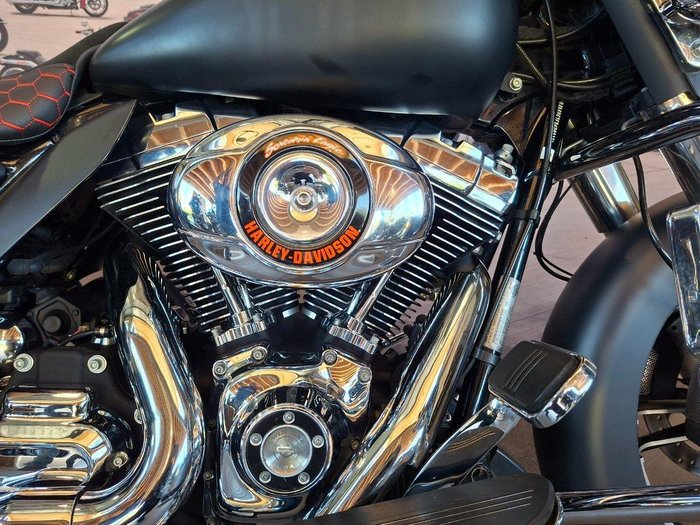 2015 Harley-Davidson Street Glide Special 103 (FLHXS)