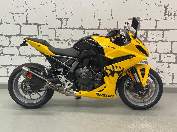 2025 Suzuki GSX-8R GSX-R Yellow