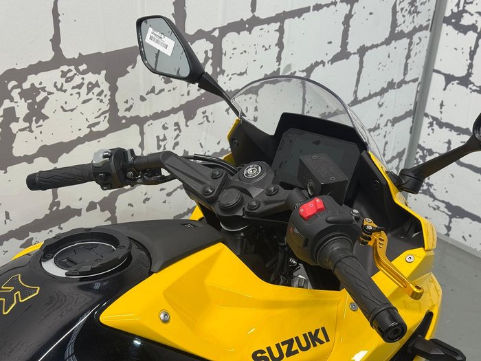 2025 Suzuki GSX-8R GSX-R Yellow