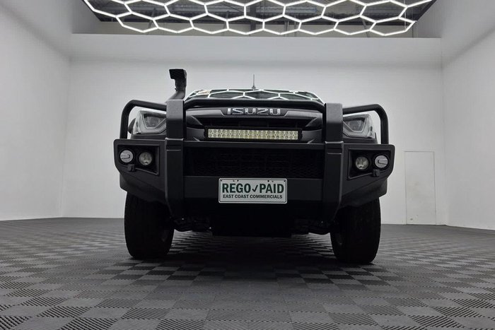 2022 Isuzu D-MAX LS-M