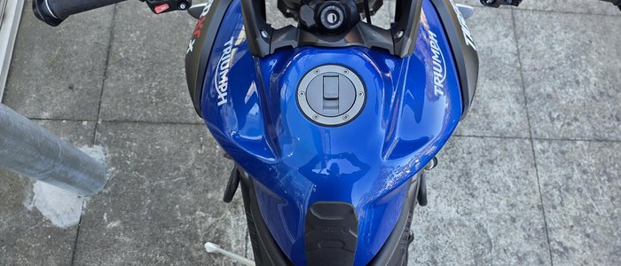 2016 Triumph Tiger 800 XCx Tiger Blue