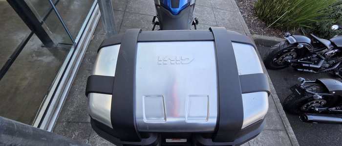 2016 Triumph Tiger 800 XCx Tiger Blue