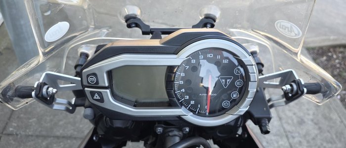 2016 Triumph Tiger 800 XCx Tiger Blue
