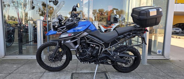 2016 Triumph Tiger 800 XCx Tiger Blue