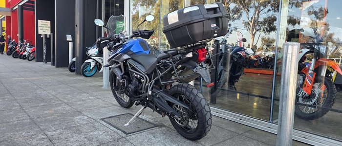 2016 Triumph Tiger 800 XCx Tiger Blue